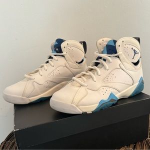 AIR JORDAN 7 RETRO FRENCH BLUE